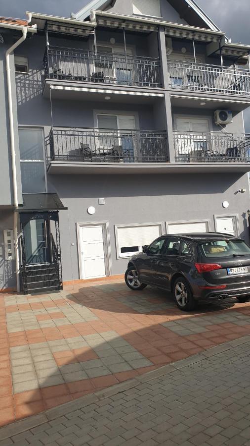 Apartments Kamenjar Novi Sad Buitenkant foto