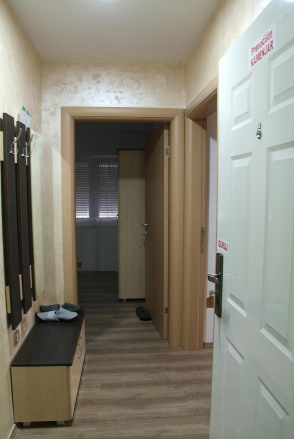 Apartments Kamenjar Novi Sad Kamer foto