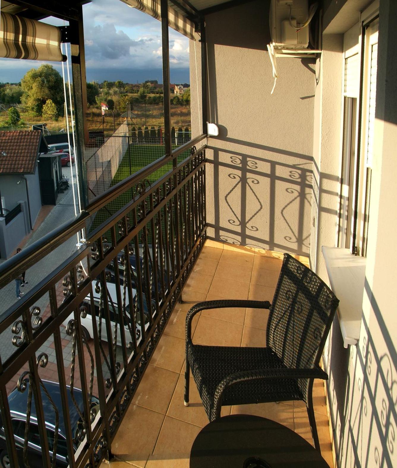 Apartments Kamenjar Novi Sad Kamer foto